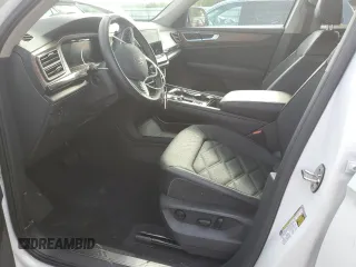 2025 Volkswagen Atlas SE with VIN 1V2WR2CA0SC505701, listed as a Copart auction lot 58421425 with 16,211 mi miles and Clean title. Bid and sale history available at DreamBid. Image 7.
