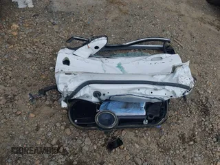 2018 Ford Fusion Titanium with VIN 3FA6P0RU9JR206923, listed as a IAAI auction lot 42522204 with Not provided miles and . Bid and sale history available at DreamBid. Image 11.