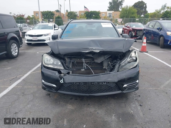 2014 Mercedes-Benz C 250 Sport с VIN WDDGF4HB8EA940242, выставлен на аукционе IAAI как лот 42661812 с пробегом 167 902 миль миль и . История ставок и продаж доступна на DreamBid. Изображение 12.