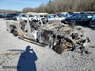 2020 Jeep Gladiator Sport S with VIN 1C6HJTAG8LL137257, listed as a Copart auction lot 87822265 with 0 mi miles and Non Repairable. Bid and sale history available at carsss.com. Image 4.