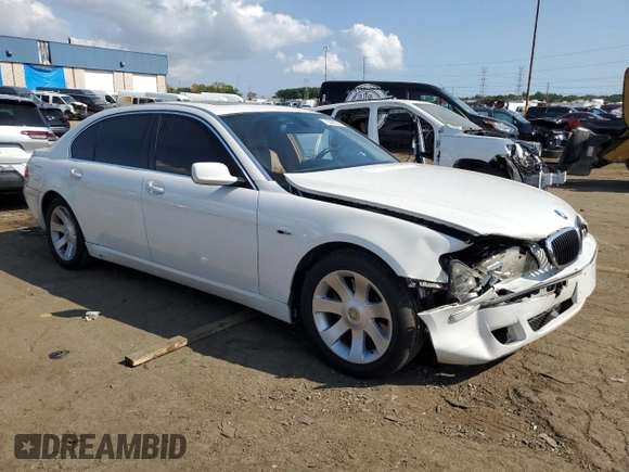 2007 BMW 7 Series 750Li with VIN WBAHN83567DT67074, listed as a Copart auction lot 71559024 with 177,475 mi miles and Clean Title. Bid and sale history available at carsss.com. Image 4.