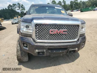 2015 GMC Sierra 2500HD Denali with VIN 1GT120E81FF156812, listed as a Copart auction lot 68675824 with 246,362 mi miles and Salvage Title. Bid and sale history available at carsss.com. Image 5.