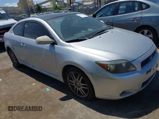 2006 Scion tC with VIN JTKDE177660068512, listed as a IAAI auction lot 42142732 with 304,731 mi miles. Bid and sale history available at carsss.com. Image 1.