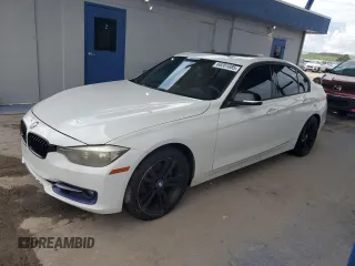 2013 BMW 3 Series 328i z VIN WBA3A5G58DNP21357, wystawiony jako Copart lot #66201085 z przebiegiem 168 395 mil mil oraz Czysty tytuł • Clean title. Historia ofert i sprzedaży dostępna na DreamBid. Obrazek 1.