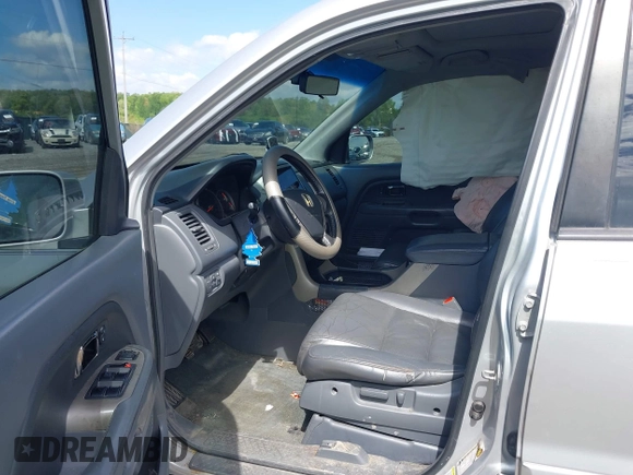 2006 Honda Pilot EX-L with VIN 2HKYF18596H563583, listed as a IAAI auction lot 42183326 with 181,665 mi miles and . Bid and sale history available at DreamBid. Image 5.