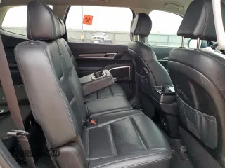 2022 Kia Telluride LX with VIN 5XYP2DHC5NG284645, listed as a Copart auction lot 57147955 with 47,664 mi miles and Salvage title. Bid and sale history available at DreamBid. Image 11.