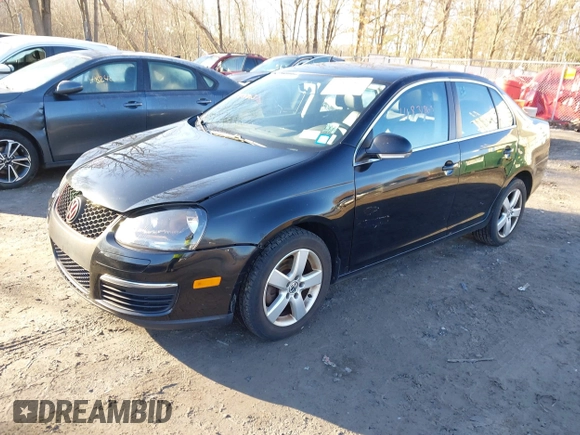 2009 Volkswagen Jetta SE with VIN 3VWRZ71K39M130352, listed as a IAAI auction lot 41831865 with 175,893 mi miles and . Bid and sale history available at DreamBid. Image 2.