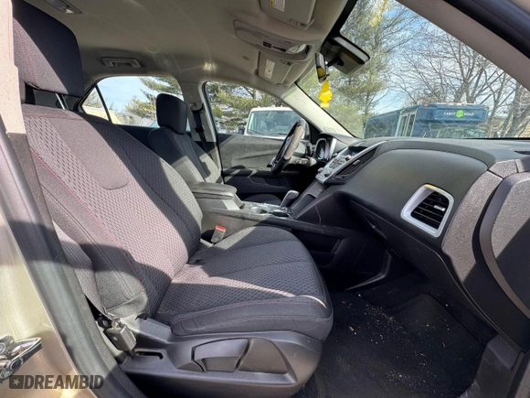 2013 Chevrolet Equinox LS with VIN 1GNFLCEK8DZ116858, listed as a Copart auction lot 49045805 with 182,561 mi miles and Clean Title. Bid and sale history available at carsss.com. Image 5.