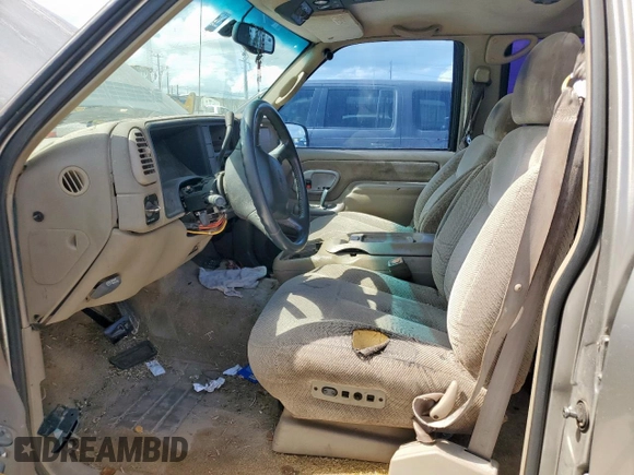 1999 Chevrolet Suburban z VIN 1GNFK16R9XJ573510, wystawiony jako Copart lot #58450815 z przebiegiem 287 235 mil mil oraz Szkoda całkowita • Salvage title. Historia ofert i sprzedaży dostępna na DreamBid. Obrazek 7.