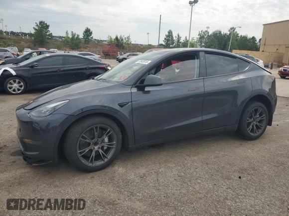 2024 Tesla Model Y z VIN 7SAYGDED4RA331714, wystawiony jako Copart lot #57043915 z przebiegiem Nie podano mil oraz Szkoda całkowita • Salvage title. Historia ofert i sprzedaży dostępna na DreamBid. Obrazek 1.