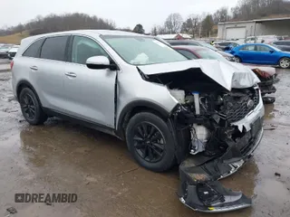 2019 Kia Sorento LX V6 with VIN 5XYPGDA57KG484161, listed as a IAAI auction lot 41564033 with 46,095 mi miles. Bid and sale history available at carsss.com. Image 1.
