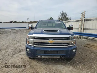 2018 Chevrolet Silverado 3500HD High Country with VIN 1GC4K1EY0JF105443, listed as a Copart auction lot 80572694 with 90,960 mi miles and Clean Title. Bid and sale history available at DreamBid. Image 5.