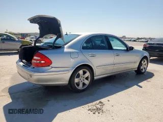 2005 Mercedes-Benz E 5.0L with VIN WDBUF70J95A718132, listed as a Copart auction lot 51620185 with 249,876 mi miles and Salvage Title. Bid and sale history available at carsss.com. Image 3.
