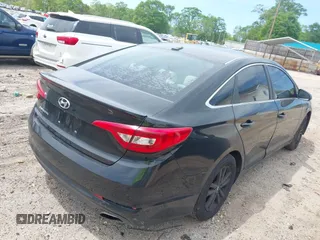 2015 Hyundai Sonata SE with VIN 5NPE24AF6FH155674, listed as a IAAI auction lot 42044580 with 233,802 mi miles and . Bid and sale history available at DreamBid. Image 4.