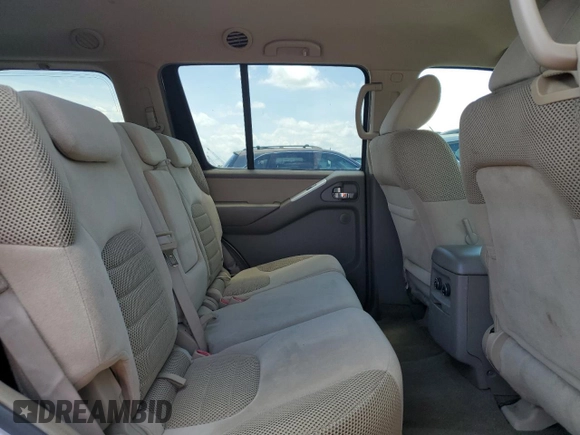 2010 Nissan Pathfinder S with VIN 5N1AR1NB7AC611147, listed as a Copart auction lot 55862055 with 204,715 mi miles and Clean title. Bid and sale history available at DreamBid. Image 11.