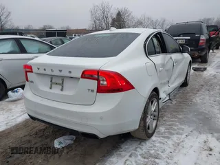 2015 Volvo S60 T5 Drive-E Premier с VIN YV140MFK3F1351631, выставлен на аукционе IAAI как лот 41558911 с пробегом 144 457 миль миль и . История ставок и продаж доступна на DreamBid. Изображение 4.