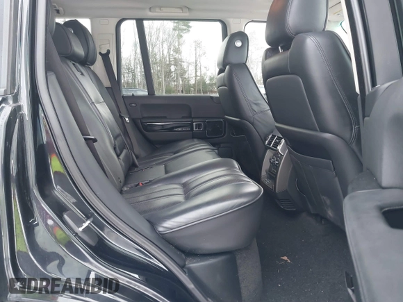 2012 Land Rover Range Rover HSE Lux z VIN SALMF1D49CA371040, wystawiony jako IAAI lot #41474438 z przebiegiem 138 013 mil mil oraz . Historia ofert i sprzedaży dostępna na DreamBid. Obrazek 8.