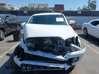 2016 Toyota Tacoma SR5 with VIN 5TFAX5GN8GX053836, listed as a IAAI auction lot 41973740 with 191,653 mi miles. Bid and sale history available at carsss.com. Image 11.