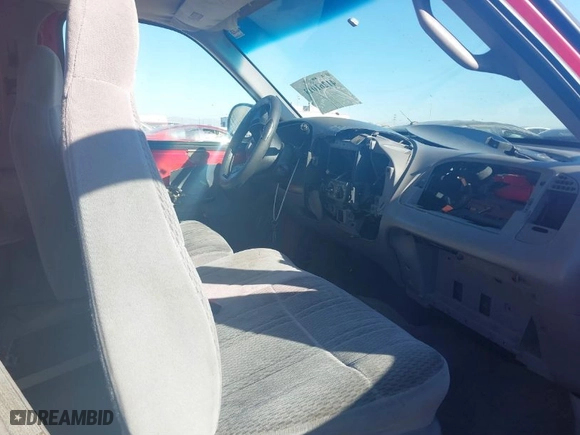 1997 Ford F-150 Standard with VIN 2FTDX1726VCA66191, listed as a IAAI auction lot 41261013 with 209,168 mi miles. Bid and sale history available at carsss.com. Image 5.
