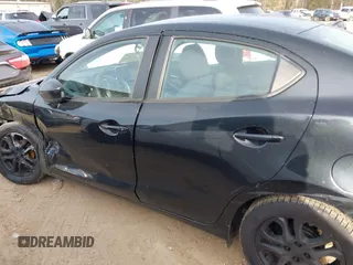 2016 Scion iA with VIN 3MYDLBZV2GY128048, listed as a IAAI auction lot 41402836 with 84,371 mi miles. Bid and sale history available at carsss.com. Image 14.