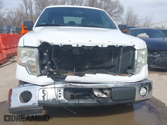 2012 Ford F-150 XL z VIN 1FTFW1CF0CFA13430, wystawiony jako IAAI lot #41811812 z przebiegiem 283 228 mil mil oraz . Historia ofert i sprzedaży dostępna na DreamBid. Obrazek 6.