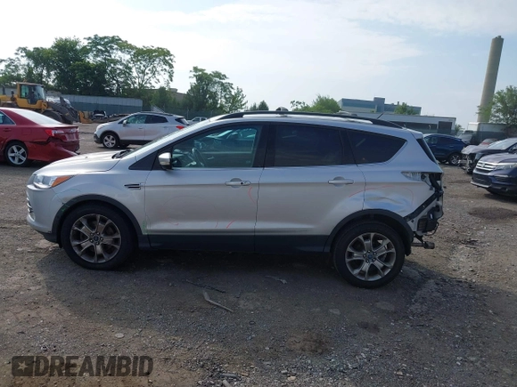 2013 Ford Escape SEL с VIN 1FMCU9H92DUB12172, выставлен на аукционе IAAI как лот 42625786 с пробегом 149 770 миль миль и . История ставок и продаж доступна на DreamBid. Изображение 6.