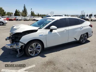 2019 Honda Clarity Plug-In Hybrid with VIN JHMZC5F18KC003210, listed as a Copart auction lot 68538854 with 104,229 mi miles and Salvage Title. Bid and sale history available at carsss.com. Image 1.