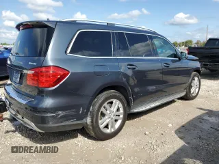 2014 Mercedes-Benz GL 450 with VIN 4JGDF7CE5EA385813, listed as a Copart auction lot 59361785 with 121,131 mi miles and Salvage title. Bid and sale history available at DreamBid. Image 3.
