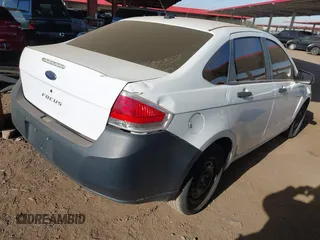 2008 Ford Focus S with VIN 1FAHP34N28W194115, listed as a IAAI auction lot 41540594 with 153,765 mi miles. Bid and sale history available at carsss.com. Image 4.
