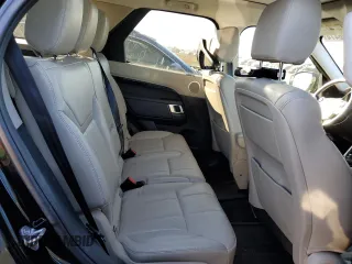 2019 Land Rover Discovery SE with VIN SALRG2RV5KA086327, listed as a Copart auction lot 82806474 with 58,433 mi miles and Salvage Title. Bid and sale history available at DreamBid. Image 11.