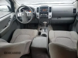 2013 Nissan Frontier SV z VIN 1N6AD0EVXDN737421, wystawiony jako Copart lot #57495815 z przebiegiem 129 053 mil mil oraz Szkoda całkowita • Salvage title. Historia ofert i sprzedaży dostępna na DreamBid. Obrazek 8.