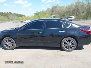 2018 Nissan Altima SV with VIN 1N4AL3AP7JC202705, listed as a IAAI auction lot 41883715 with 50,382 mi miles and . Bid and sale history available at carsss.com. Image 15.