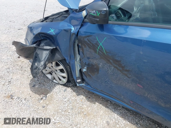2015 Volkswagen Jetta SE с VIN 3VWD17AJ3FM231847, выставлен на аукционе IAAI как лот 42606494 с пробегом 195 730 миль миль и . История ставок и продаж доступна на DreamBid. Изображение 6.