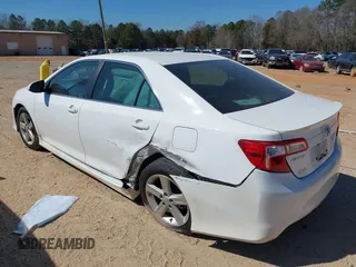 2012 Toyota Camry L with VIN 4T1BF1FK1CU169555, listed as a IAAI auction lot 41689152 with 111,225 mi miles. Bid and sale history available at carsss.com. Image 3.