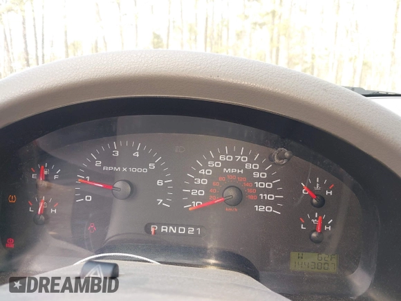 2008 Ford F-150 XLT with VIN 1FTPX14518FA89396, listed as a IAAI auction lot 41882317 with 144,380 mi miles. Bid and sale history available at carsss.com. Image 7.