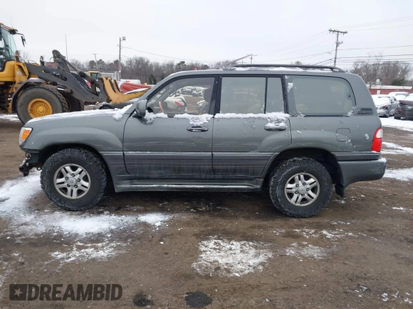 2000 Lexus LX 470 with VIN JT6HT00W9Y0096647, listed as a IAAI auction lot 41376347 with 231,916 mi miles and . Bid and sale history available at DreamBid. Image 14.