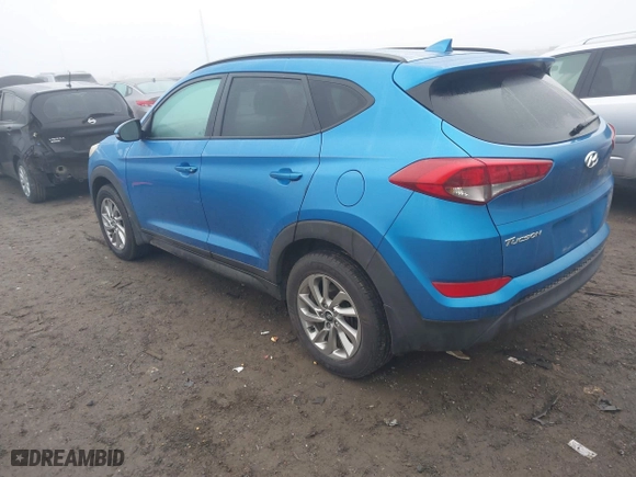 2017 Hyundai Tucson SE Plus with VIN KM8J33A42HU410216, listed as a IAAI auction lot 41337805 with 63,515 mi miles. Bid and sale history available at carsss.com. Image 3.