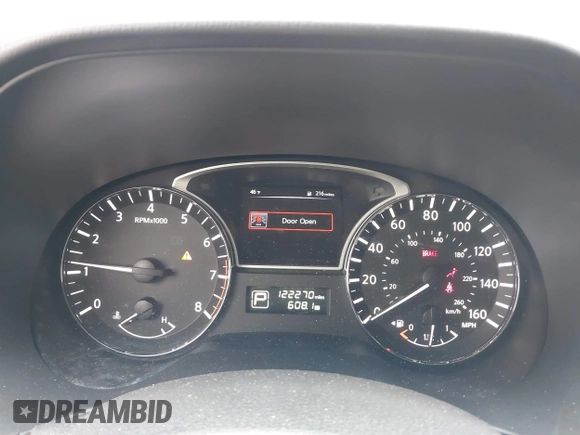 2015 Nissan Pathfinder S with VIN 5N1AR2MN9FC669494, listed as a IAAI auction lot 41488397 with 122,270 mi miles. Bid and sale history available at carsss.com. Image 7.