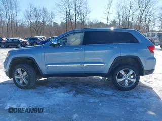 2013 Jeep Grand Cherokee Overland with VIN 1C4RJFCTXDC541770, listed as a IAAI auction lot 41610600 with 164,065 mi miles. Bid and sale history available at carsss.com. Image 14.
