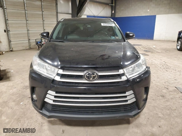 2019 Toyota Highlander SE with VIN 5TDJZRFH7KS608156, listed as a Copart auction lot 44540045 with 164,160 mi miles and Salvage Title. Bid and sale history available at carsss.com. Image 5.