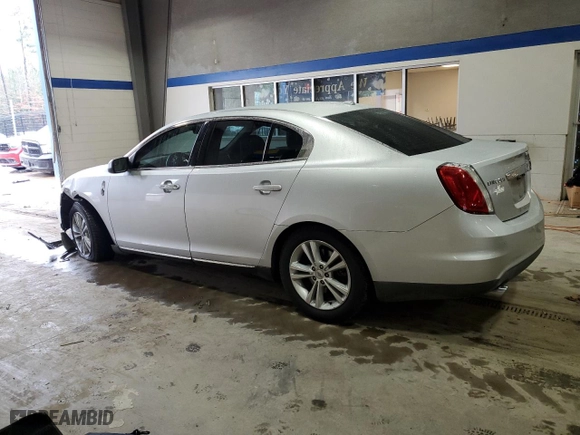 2011 Lincoln MKS with VIN 1LNHL9DR6BG609039, listed as a Copart auction lot 85438554 with 195903 miles and Salvage Title. Bid and sale history available at carsss.com. Image 2.