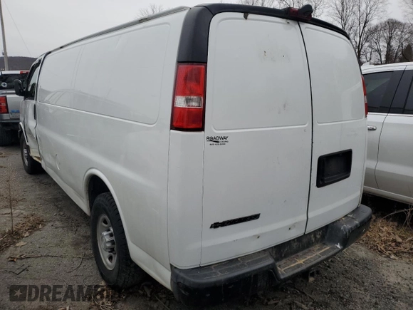 2017 Chevrolet Express Cargo Van with VIN 1GCWGBFF4H1122833, listed as a Copart auction lot 85538934 with 0 mi miles and Salvage Title. Bid and sale history available at carsss.com. Image 2.