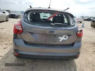 2013 Ford Focus SE with VIN 1FADP3K22DL171615, listed as a Copart auction lot 51776335 with 184,394 mi miles and Clean Title. Bid and sale history available at DreamBid. Image 6.