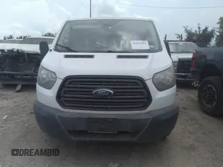 2017 Ford Transit z VIN 1FTYE1YM6HKA76808, wystawiony jako IAAI lot #42223012 z przebiegiem 251 855 mil mil oraz . Historia ofert i sprzedaży dostępna na DreamBid. Obrazek 12.