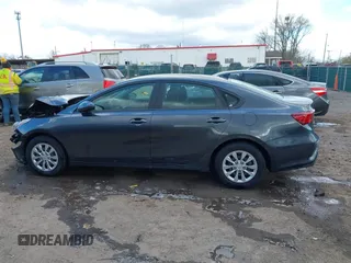 2021 Kia Forte LXS with VIN 3KPF24AD3ME303347, listed as a IAAI auction lot 42014410 with 80,618 mi miles. Bid and sale history available at carsss.com. Image 15.