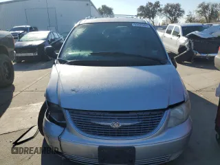 2001 Chrysler Town & Country Limited with VIN 2C8GP64L61R274410, listed as a Copart auction lot 83494004 with 164,347 mi miles and Salvage Title. Bid and sale history available at carsss.com. Image 5.