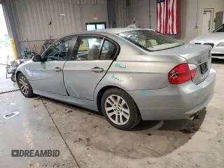 2006 BMW 3 Series 325xi z VIN WBAVD13576KV09648, wystawiony jako Copart lot #56539975 z przebiegiem 131 721 mil mil oraz Szkoda całkowita • Salvage title. Historia ofert i sprzedaży dostępna na DreamBid. Obrazek 2.