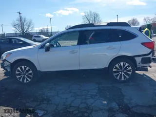 2017 Subaru Outback Limited with VIN 4S4BSANC7H3341882, listed as a IAAI auction lot 41878218 with 81,962 mi miles. Bid and sale history available at carsss.com. Image 14.