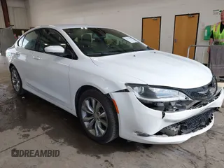 2016 Chrysler 200 S z VIN 1C3CCCBBXGN134665, wystawiony jako IAAI lot #42277985 z przebiegiem 146 336 mil mil oraz . Historia ofert i sprzedaży dostępna na DreamBid. Obrazek 1.