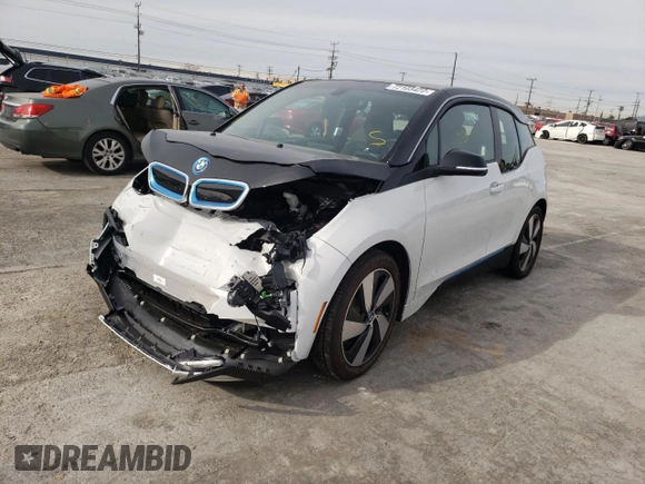 2021 BMW i3 with VIN WBY8P2C0XM7K09697, listed as a Copart auction lot 72103422 with 2,824 mi miles. Bid and sale history available at carsss.com. Image 1.